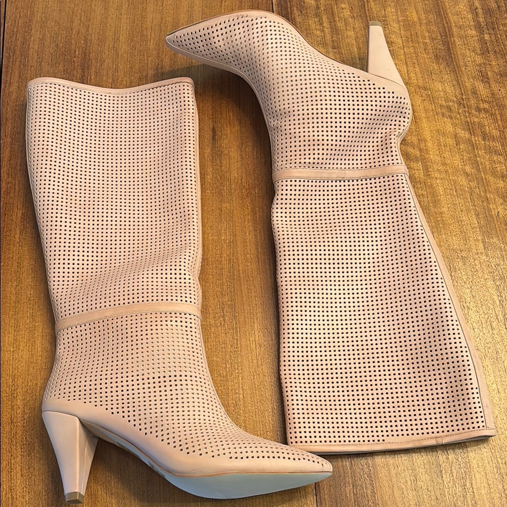 Jeffrey Campbell Beige Boots! NWOT